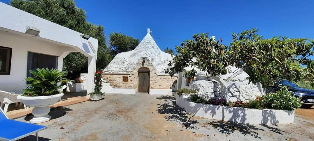 Trullo Antelmi Villa Ceglie Messapica Exterior photo